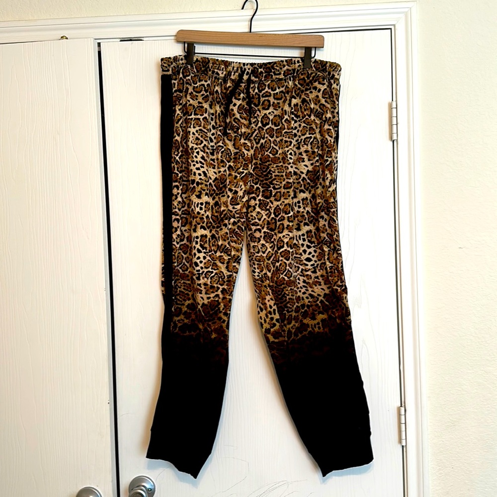 LULAROE Jax size 3X in a leopard ombré print